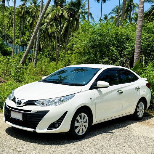 Toyota Yaris Ativ White 2021