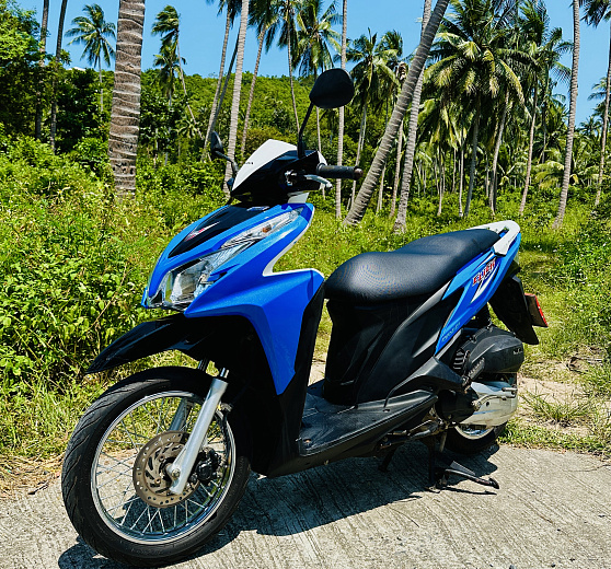 Арнеда Honda Click 125 Blue&White на Самуи