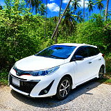 Toyota - Yaris HB White