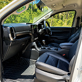Ford - Everest White