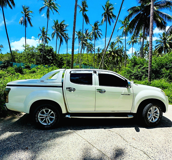 Rental Isuzu D-max White 2017 Koh Samui