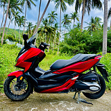 Honda Forza 350 Red